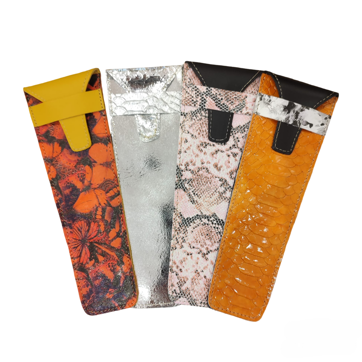 Lote de 4 fundas de abanico.