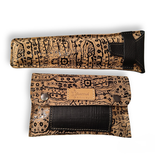 Conjunto de Cartera Charrùa y funda de abanico.